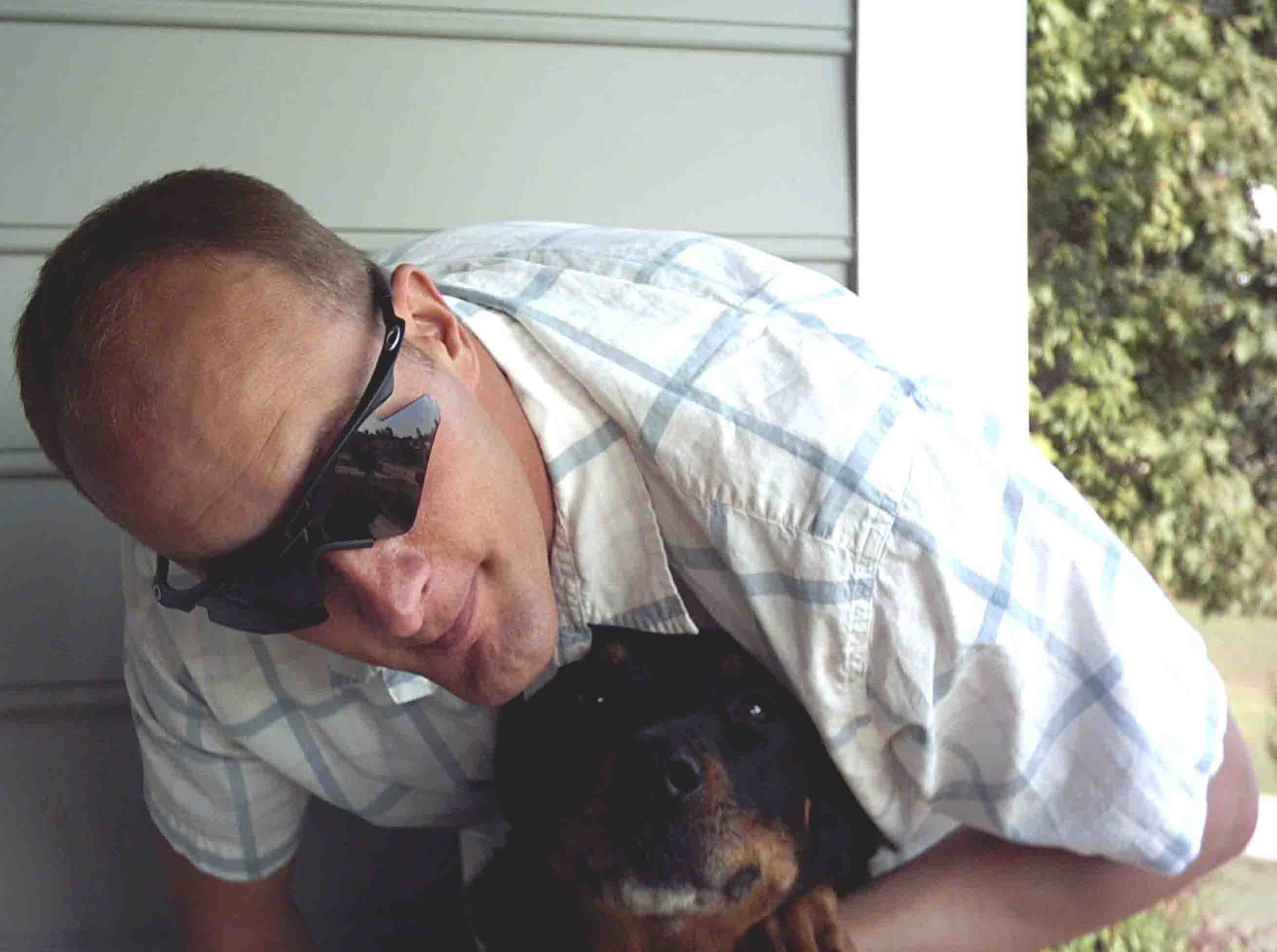 (I'm a smart dog, did you read my poem?&nbsp; Ruff!&nbsp; Ruff!)